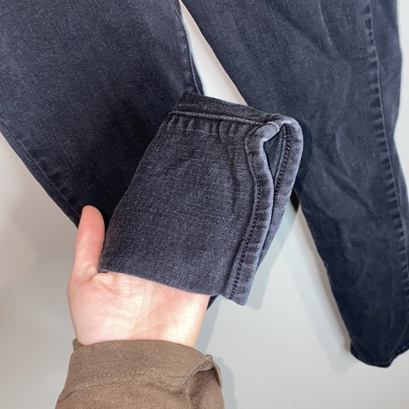 🦋Black Levi 711 Skinny jeans! - Picture 4 of 10